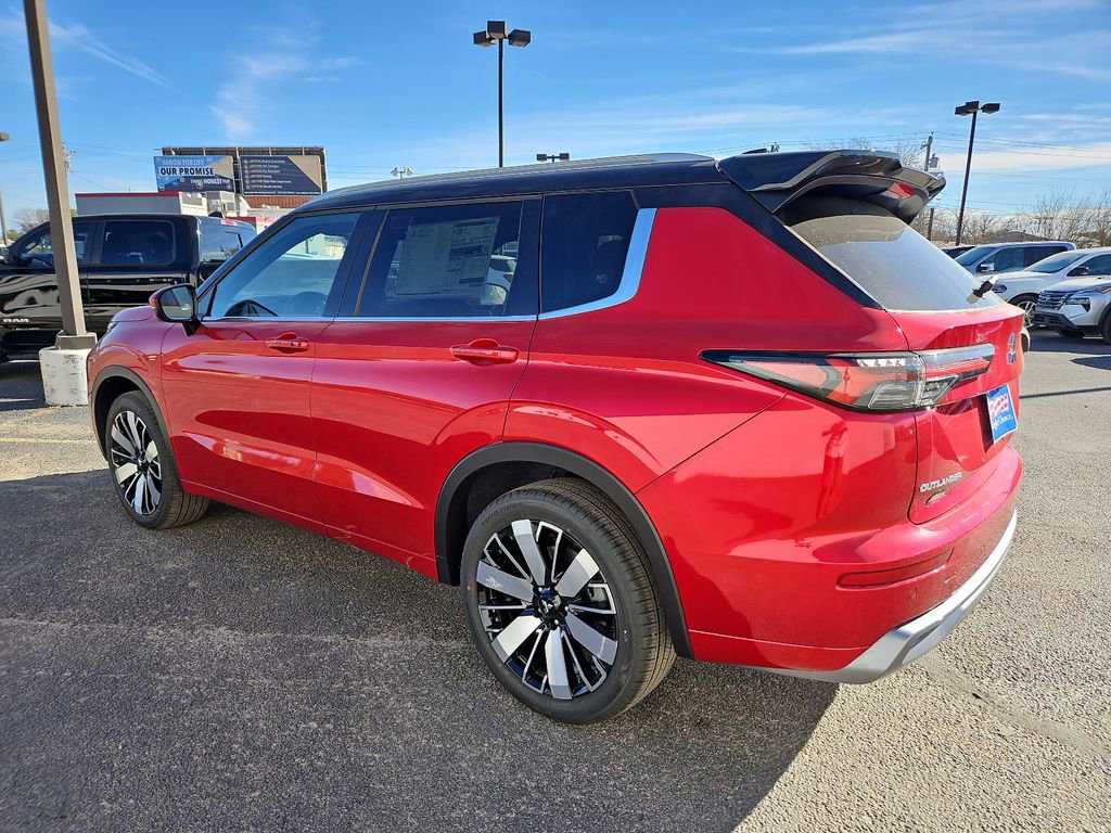 New 2026 Mitsubishi Outlander SEL image 8