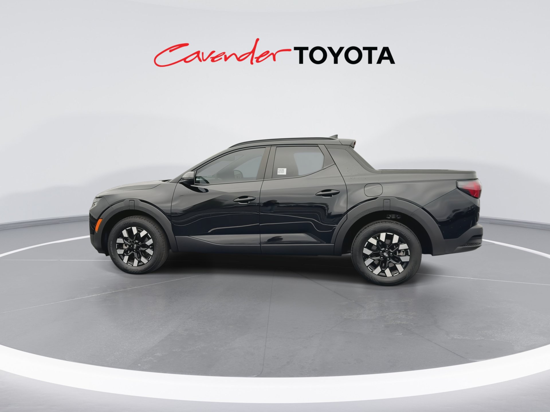 Used 2026 Hyundai Santa Cruz SEL FWD image 5