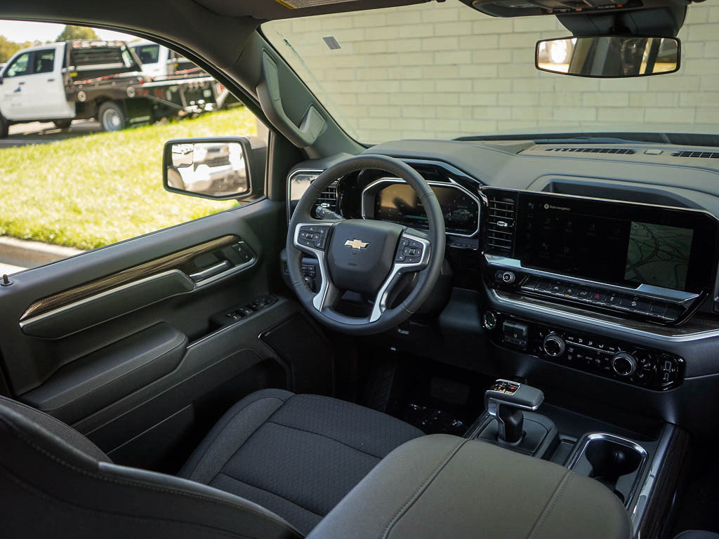 New 2026 Chevrolet Silverado 1500 LT AWD/4WD image 12