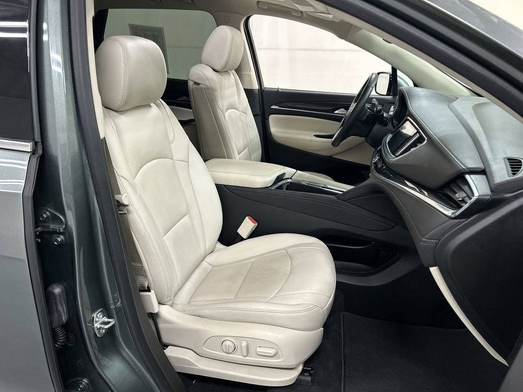 Used 2023 Buick Enclave Essence w/ Experience Buick Package AWD/4WD image 24