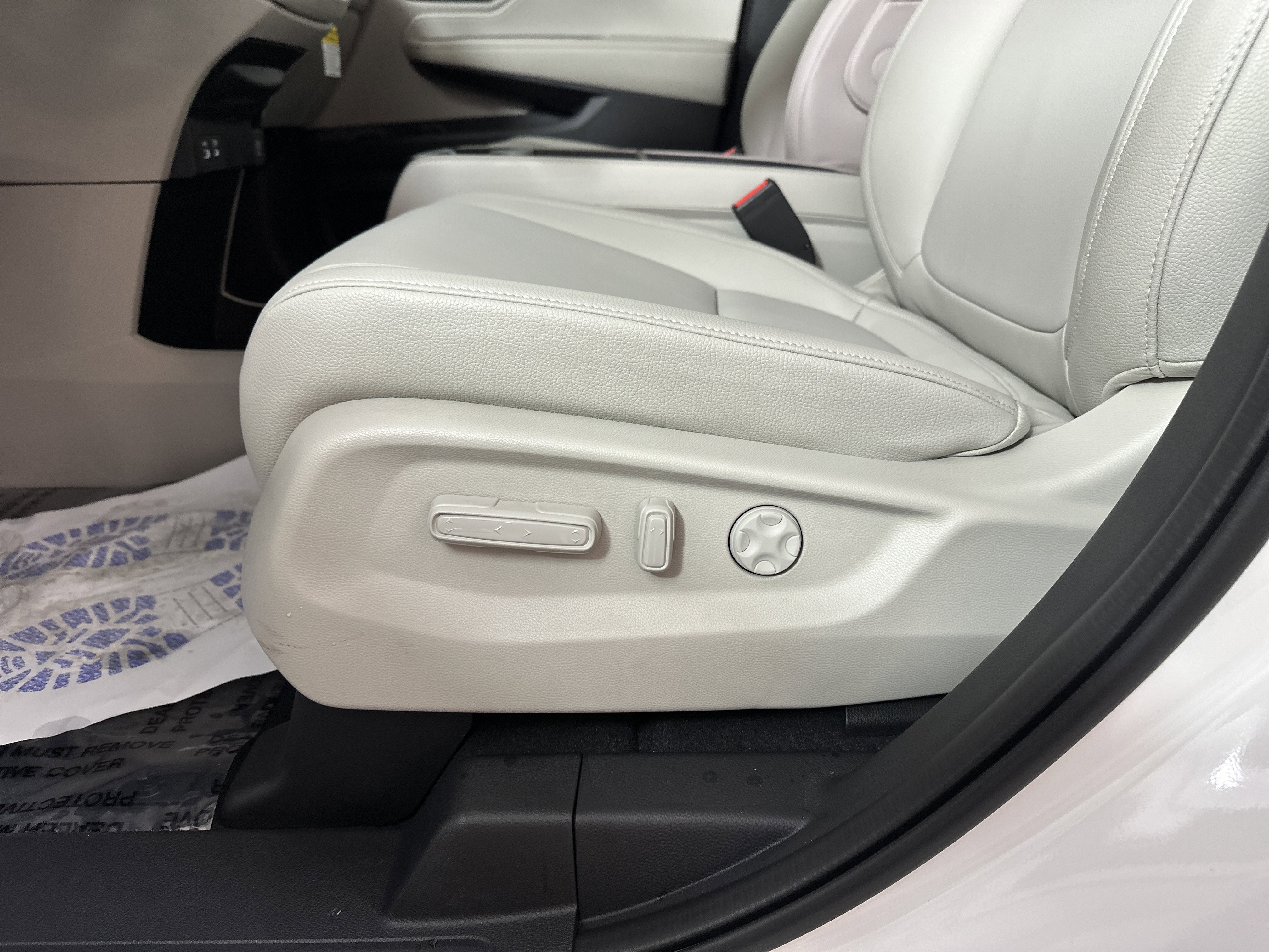 New 2026 Honda Odyssey EX-L image 10