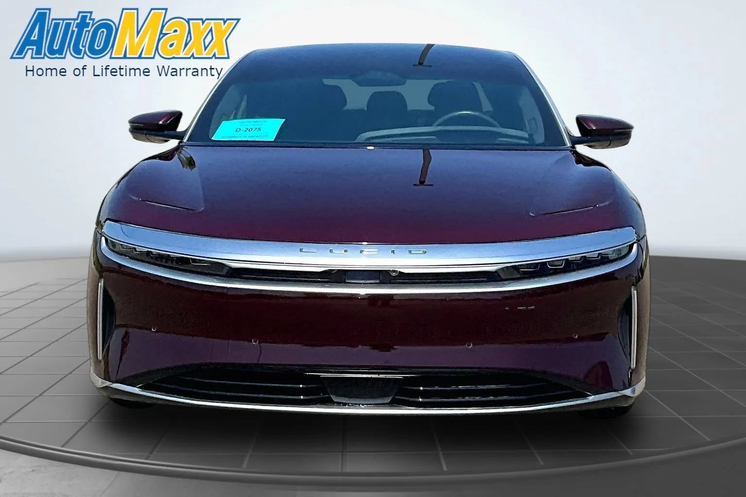 Used 2023 Lucid Air Touring AWD/4WD image 2