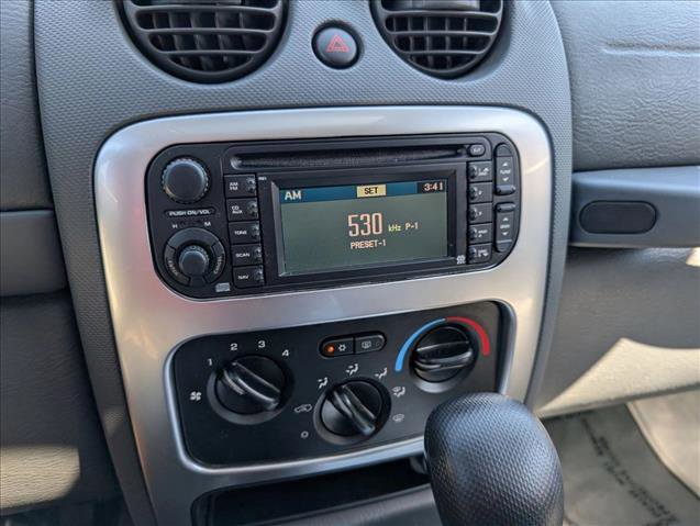Used 2007 Jeep Liberty Limited AWD/4WD image 16