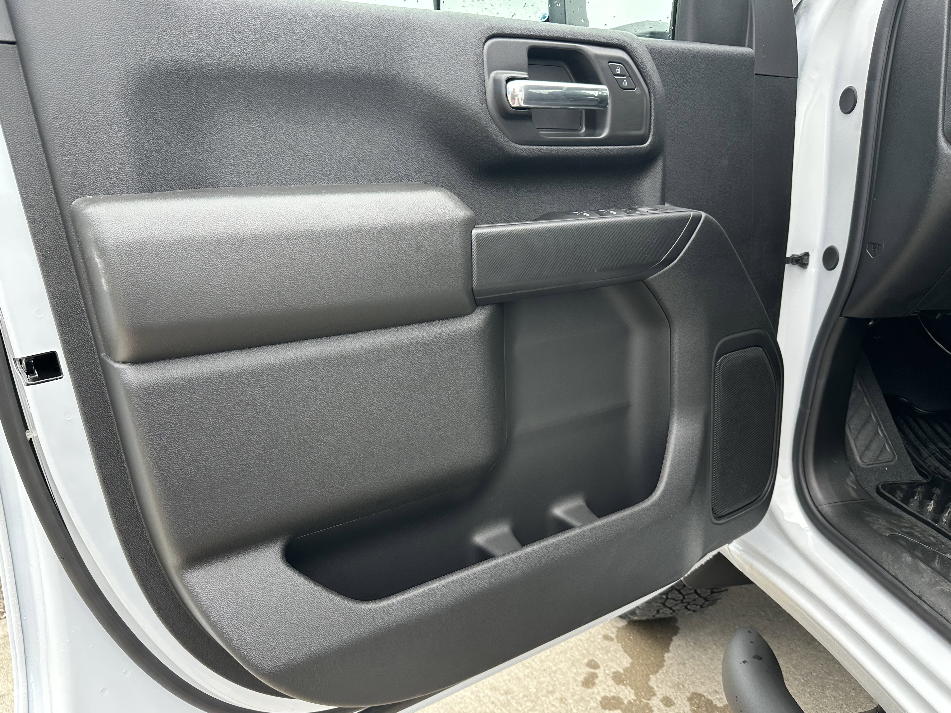 New 2026 Chevrolet Silverado 2500 Custom w/ Custom Value Package image 18