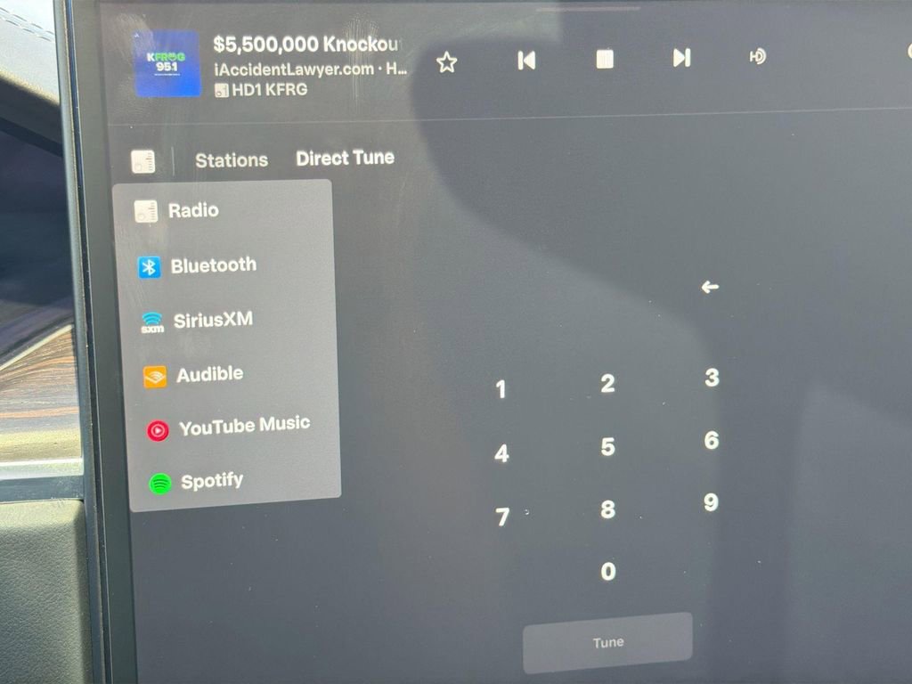 Used 2023 Tesla Model X AWD/4WD image 15