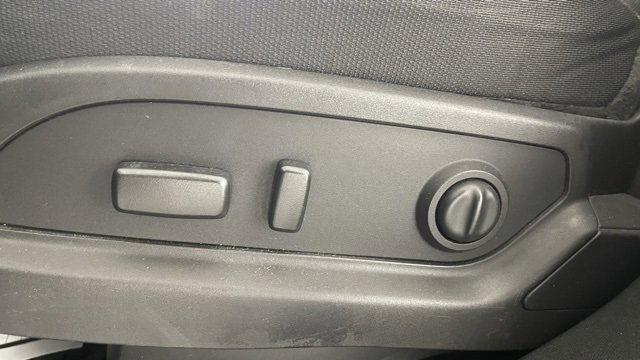 Used 2016 Chevrolet Traverse LT w/ Style and Technology Package image 35