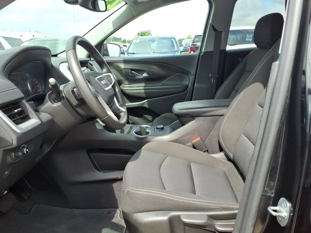 Used 2023 GMC Terrain SLE FWD image 12