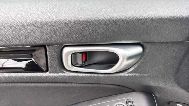 Used 2023 Honda Civic EX image 9