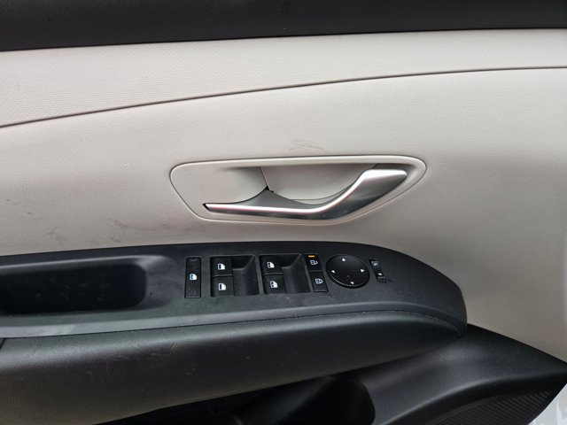 Used 2025 Hyundai Tucson SEL FWD image 12