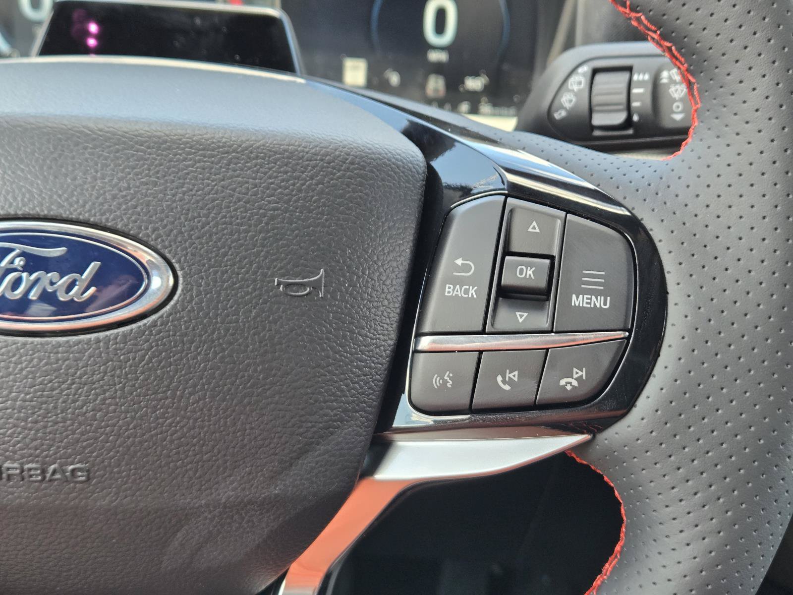 New 2026 Ford Explorer ST-Line w/ ST-Line Street Pack RWD image 27