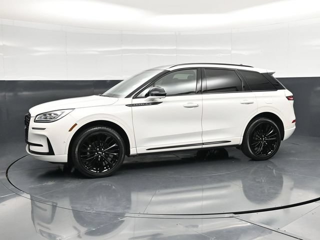 Used 2023 Lincoln Corsair Reserve w/ Equipment Group 202A AWD/4WD image 9