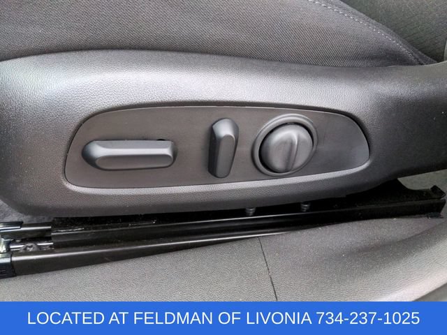 Used 2020 Chevrolet Malibu LT FWD image 26