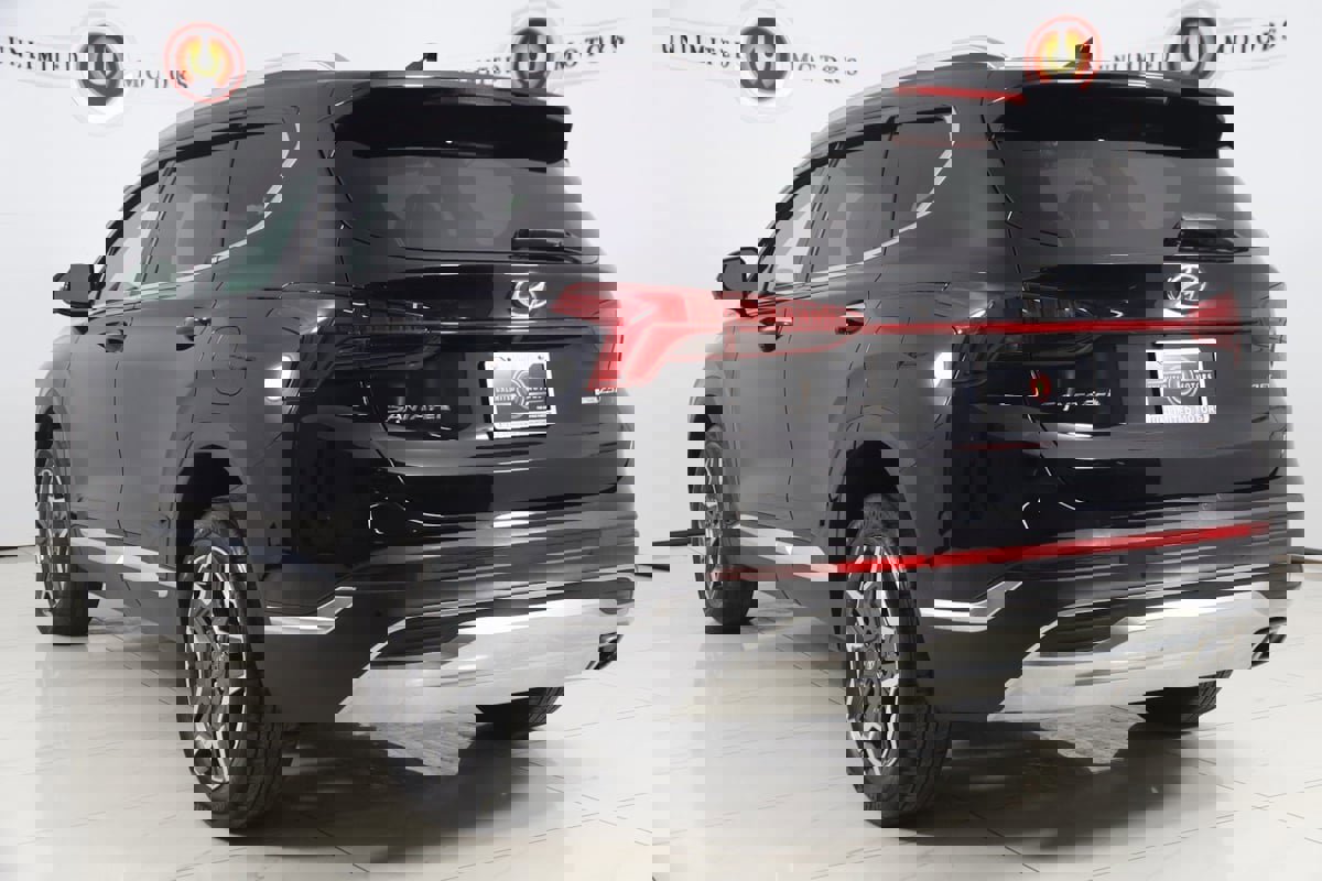 Used 2021 Hyundai Santa Fe Limited w/ Cargo Package image 4