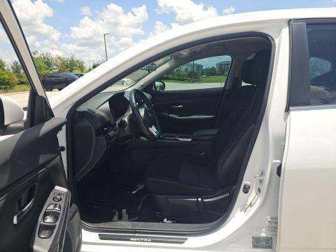 Used 2023 Nissan Sentra SV w/ All-Weather Package FWD image 3