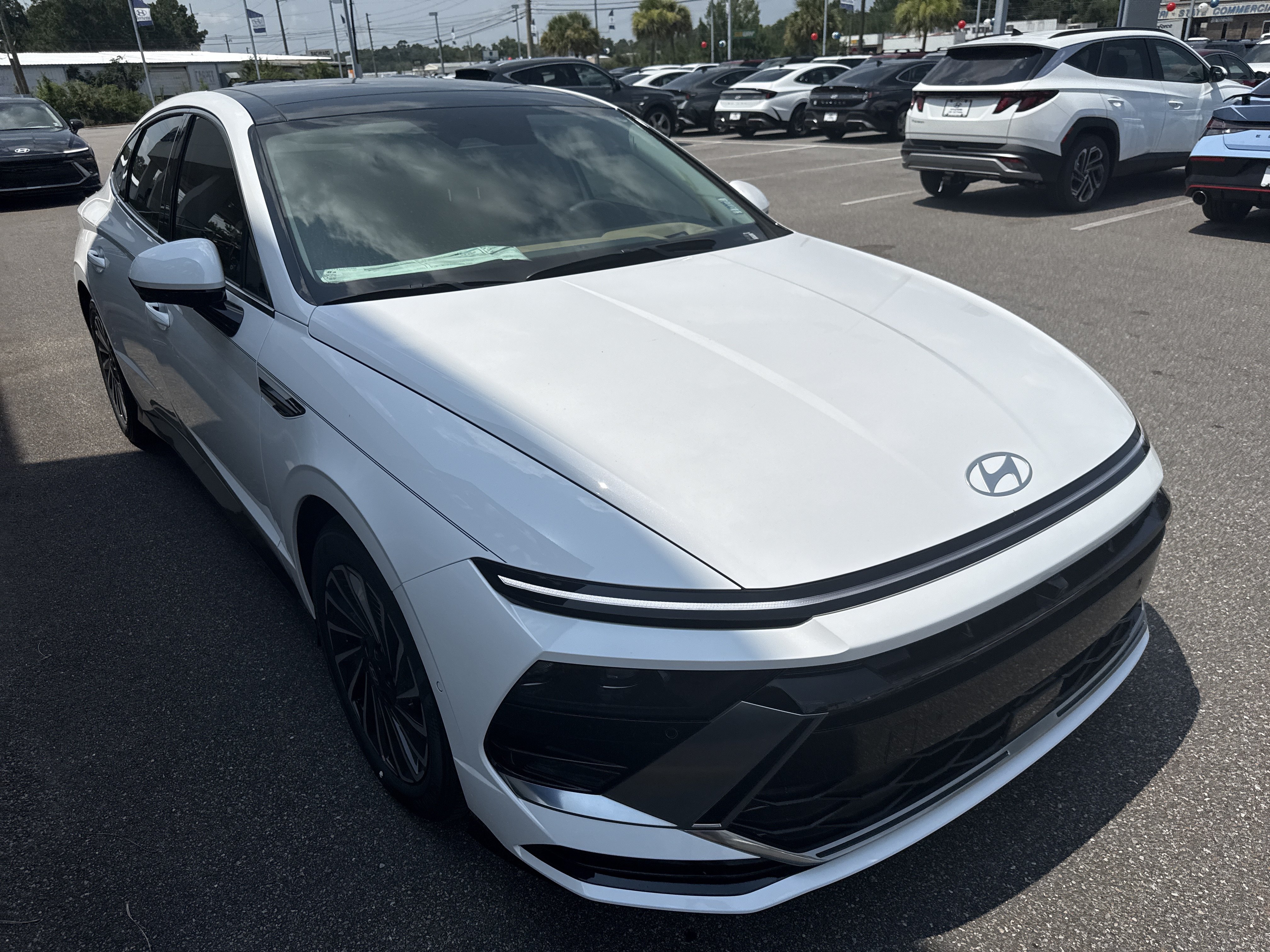 New 2026 Hyundai Sonata Limited FWD image 5