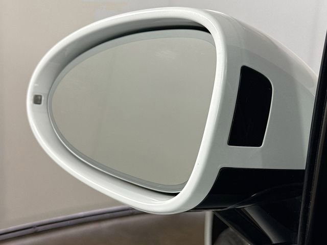 Used 2021 Porsche Macan S image 20