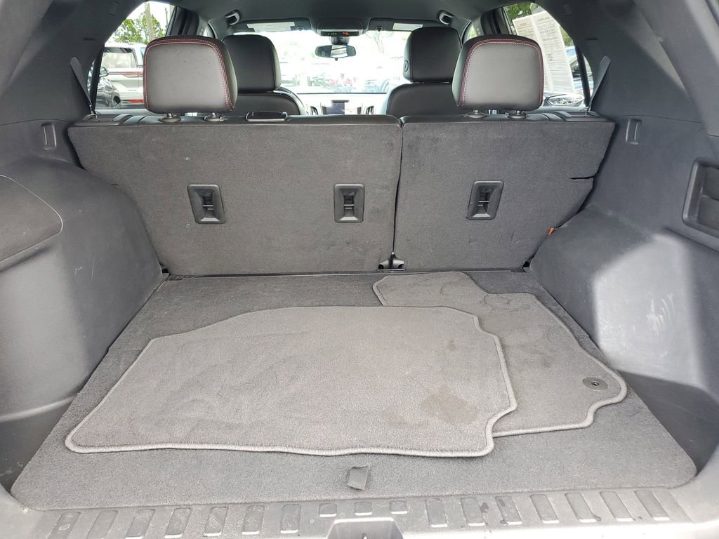 Used 2022 Chevrolet Equinox RS w/ RS Leather Package image 7