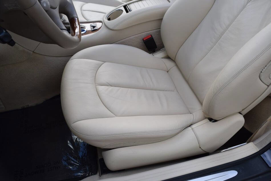Used 2007 Mercedes-Benz CLK 350 Cabriolet image 48