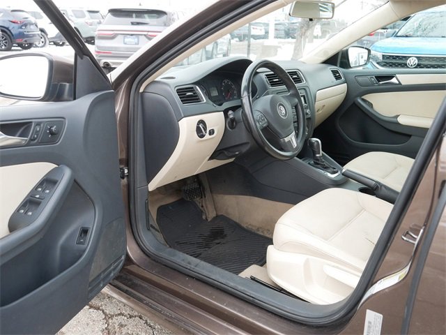 Used 2011 Volkswagen Jetta SE image 12