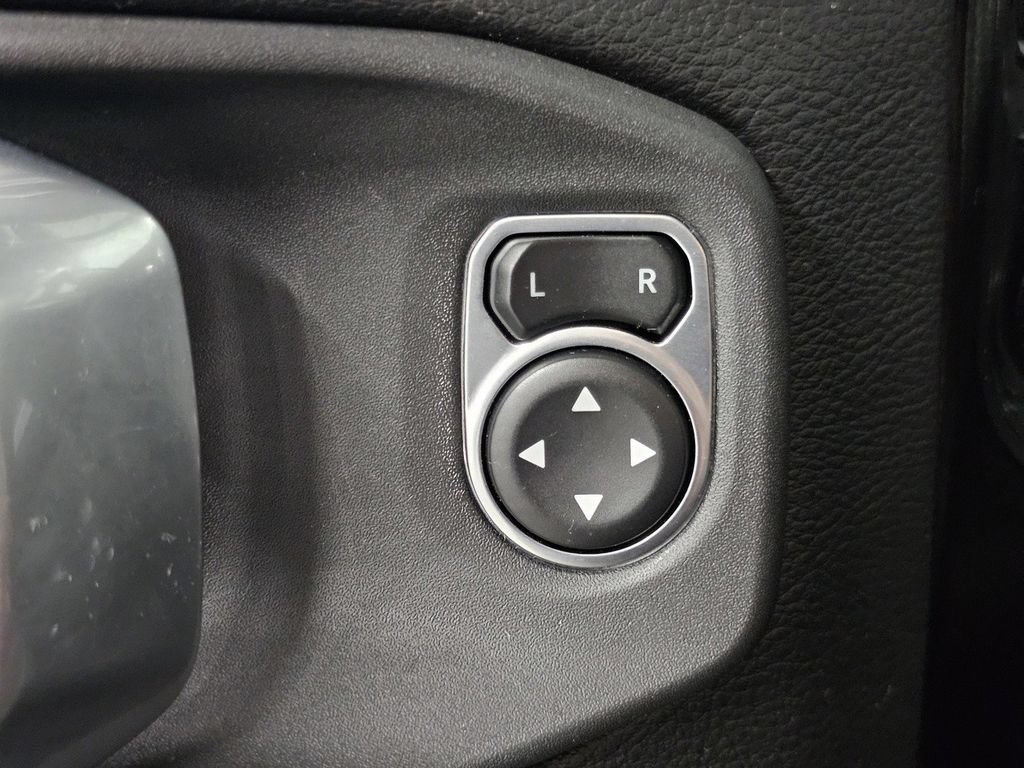 Used 2020 Jeep Wrangler Unlimited Rubicon w/ Quick Order Package 28Y Recon AWD/4WD image 38
