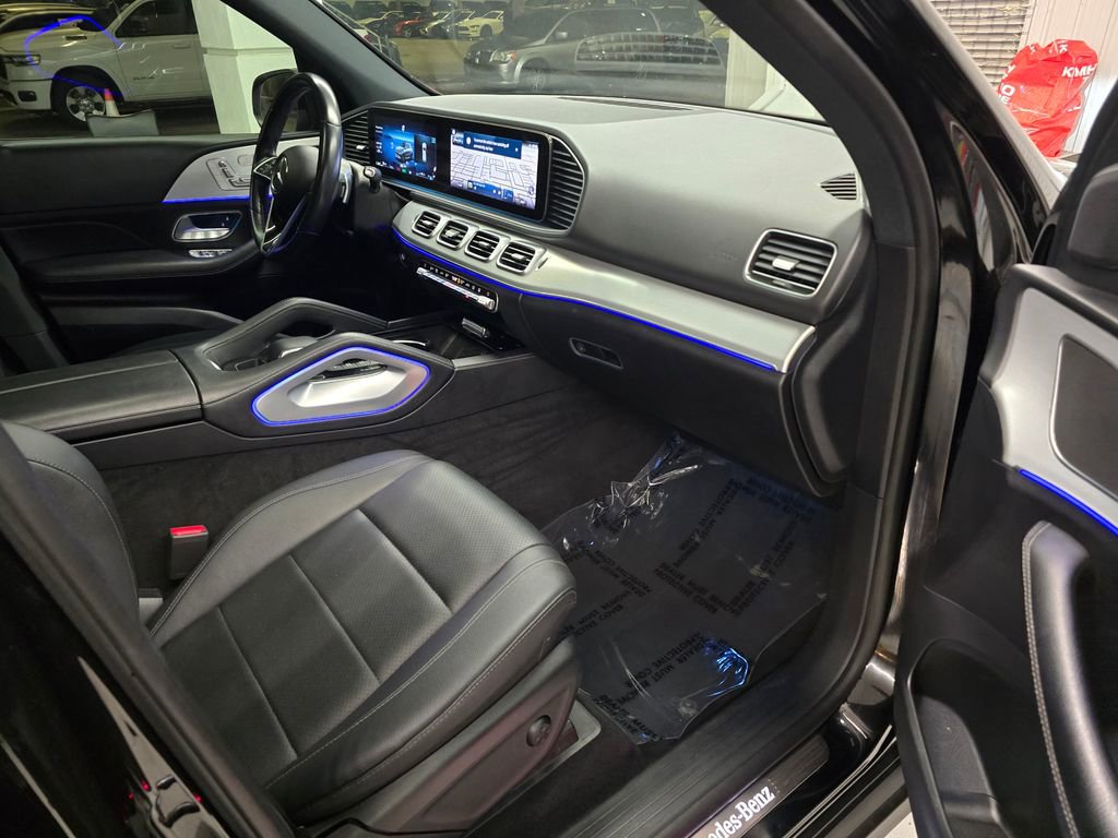 Used 2024 Mercedes-Benz GLE 450e 4MATIC image 32