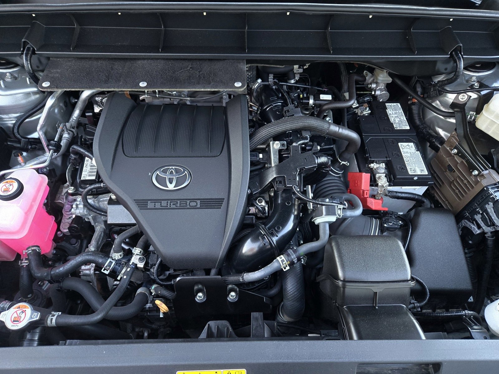 Certified 2024 Toyota Highlander LE image 26
