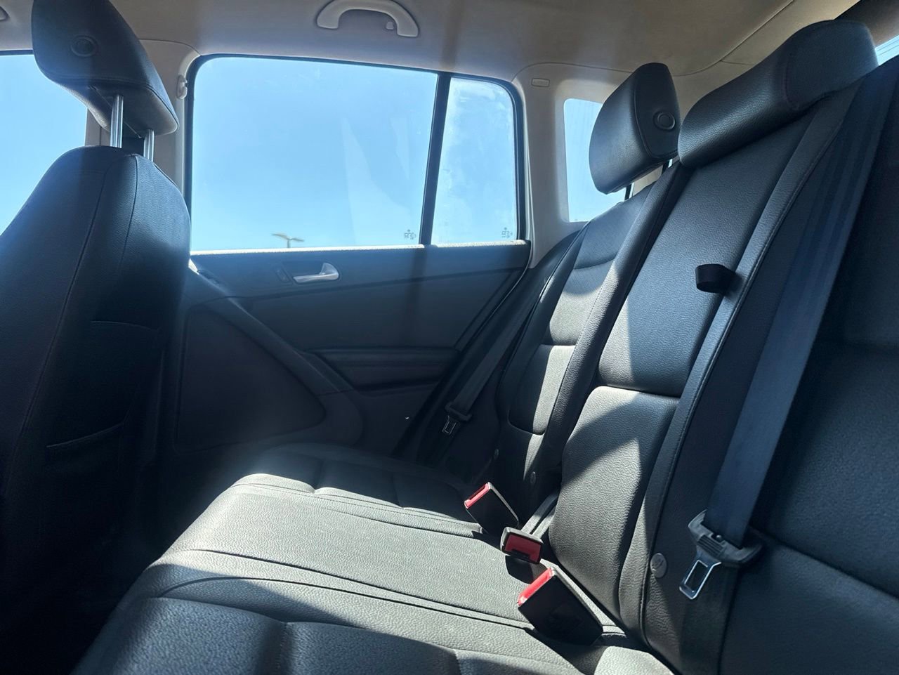 Used 2017 Volkswagen Tiguan S FWD image 34