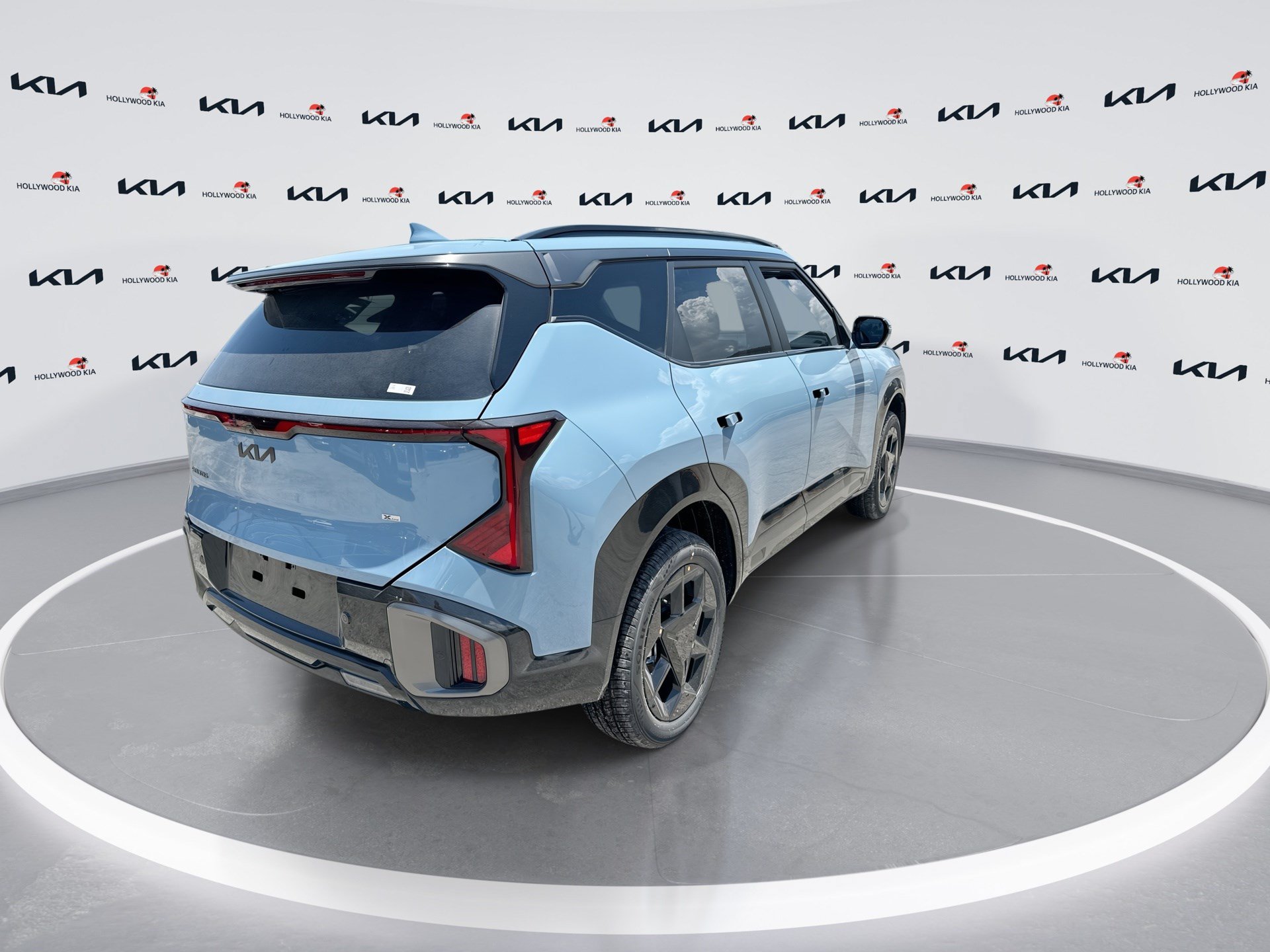 New 2027 Kia Seltos X-Line S w/ X-Line S Premium Package AWD/4WD image 8