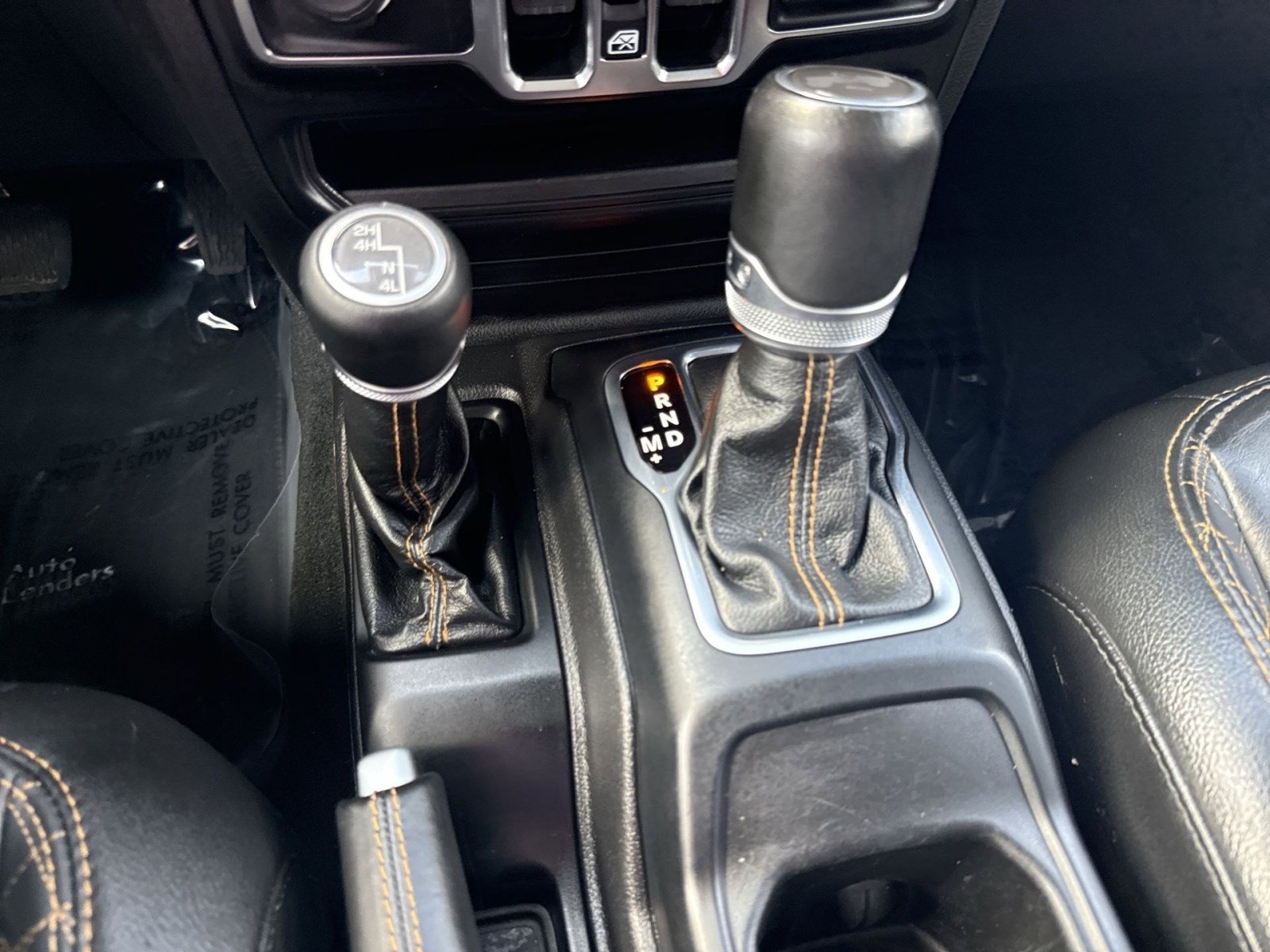 Used 2022 Jeep Wrangler Unlimited Sahara image 19