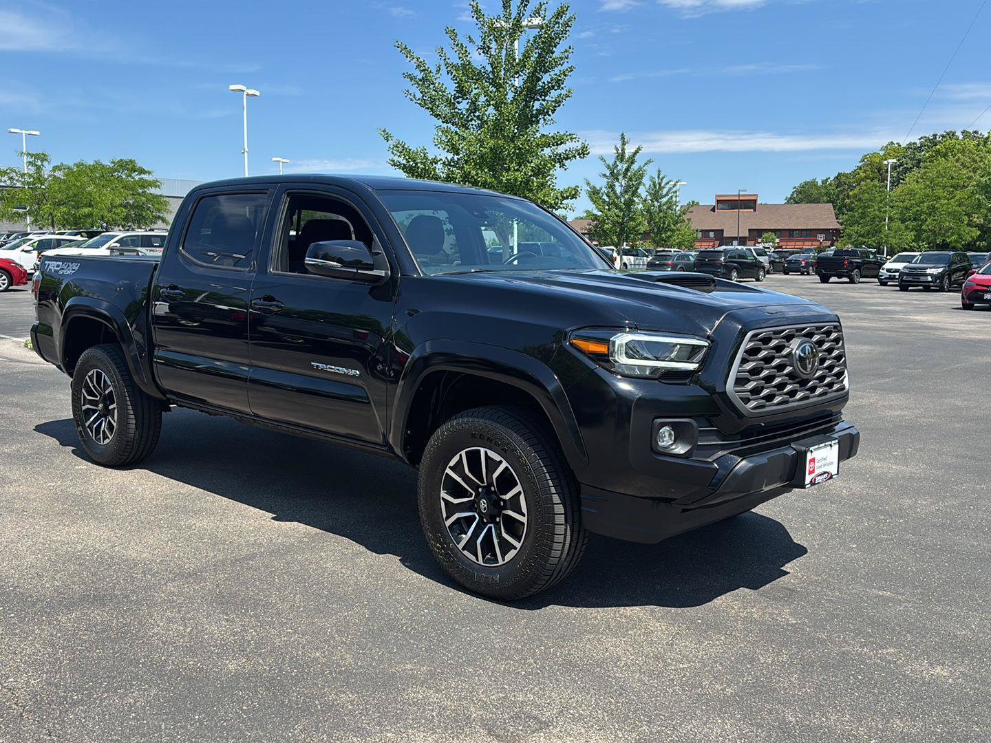 Used 2023 Toyota Tacoma TRD Sport AWD/4WD image 9