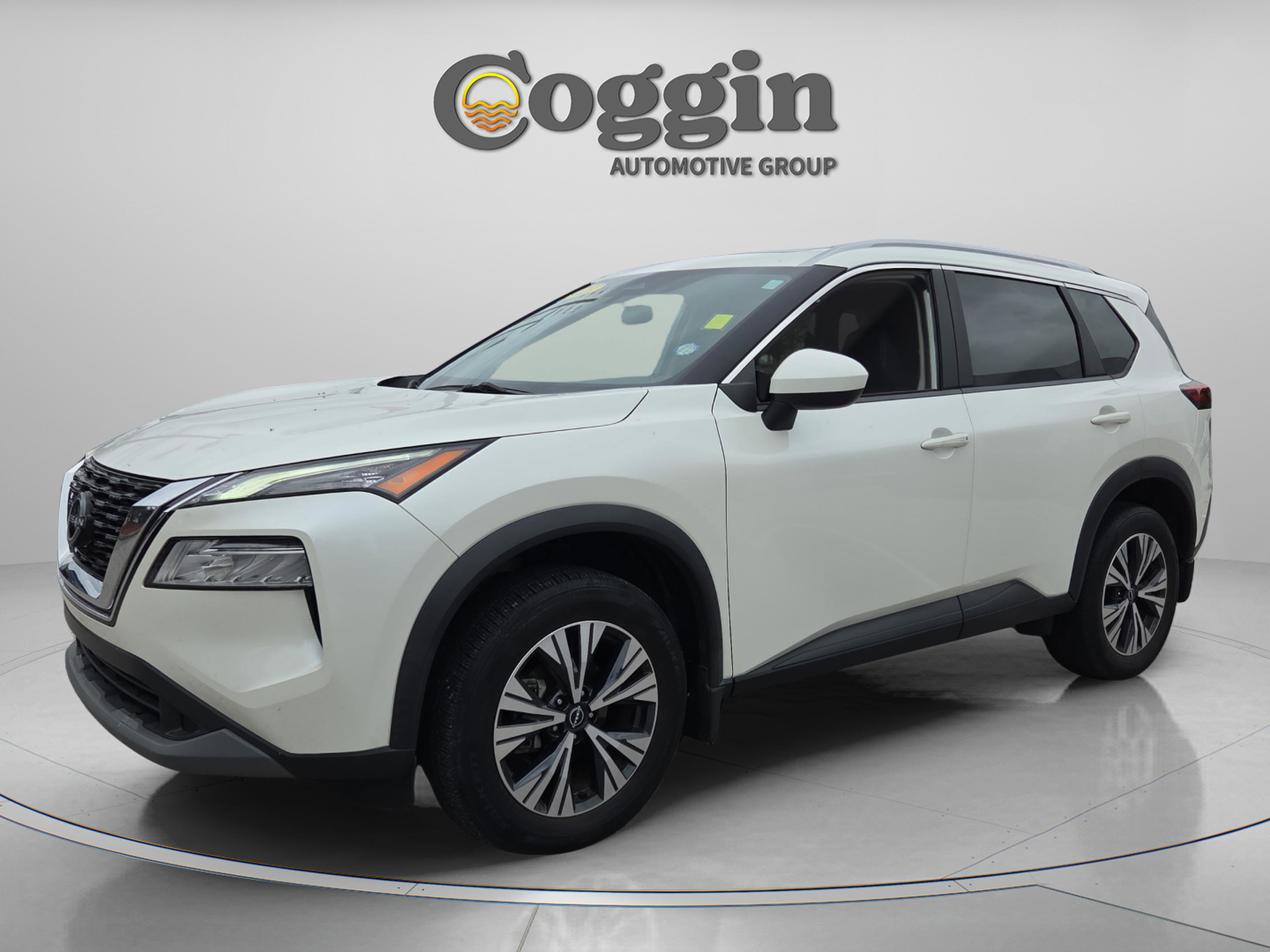 Used 2023 Nissan Rogue SV w/ SV Premium B Package image 1
