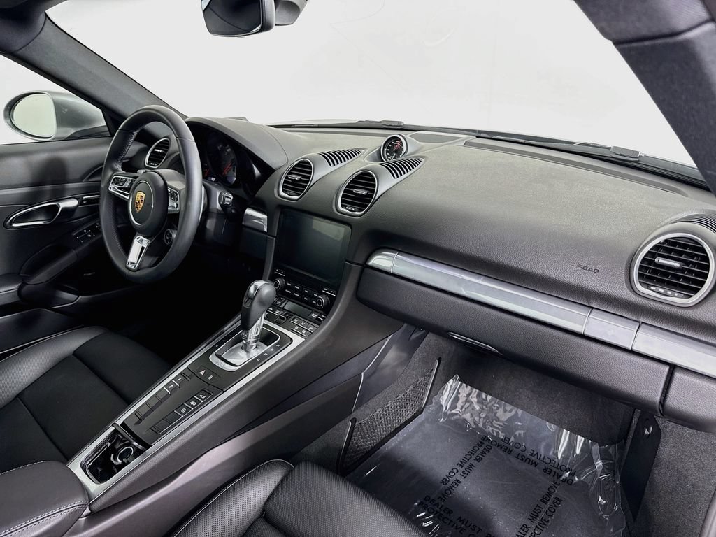 Certified 2024 Porsche 718 Cayman S RWD image 26