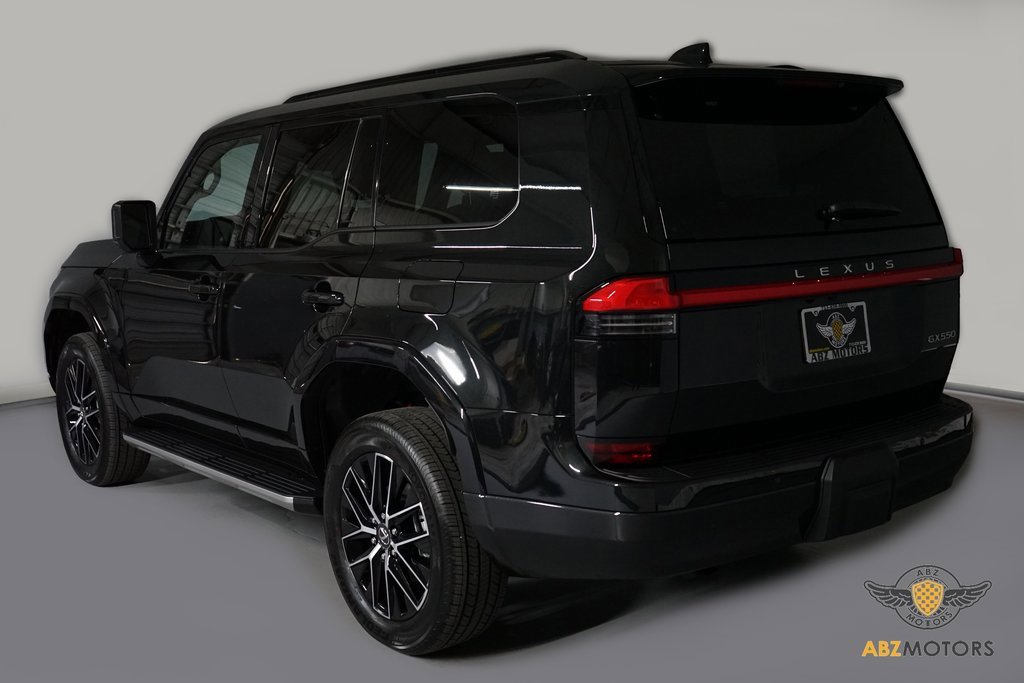 Used 2025 Lexus GX 550 image 6