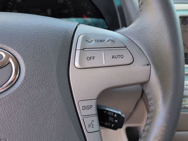 Used 2007 Toyota Camry XLE FWD image 25