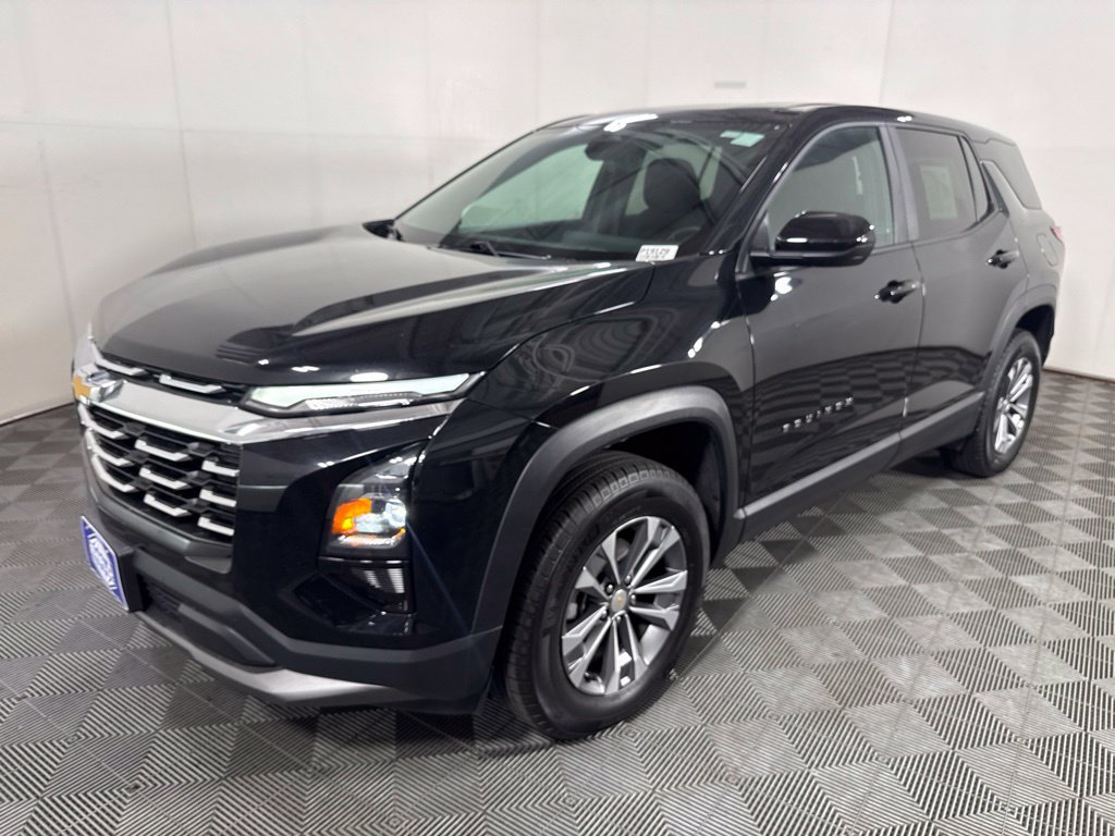 Used 2025 Chevrolet Equinox LT AWD/4WD image 5