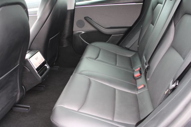 Used 2024 Tesla Model 3 Standard Range RWD image 35