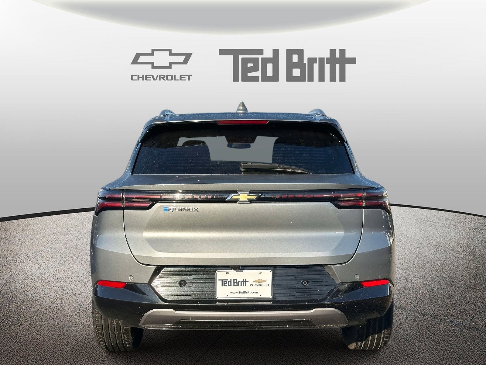 Used 2024 Chevrolet Equinox EV LT image 5