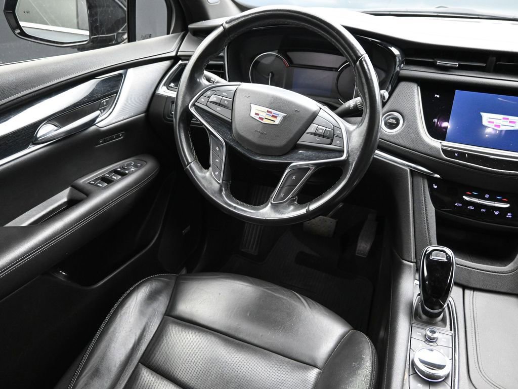 Used 2022 Cadillac XT5 Premium Luxury image 11