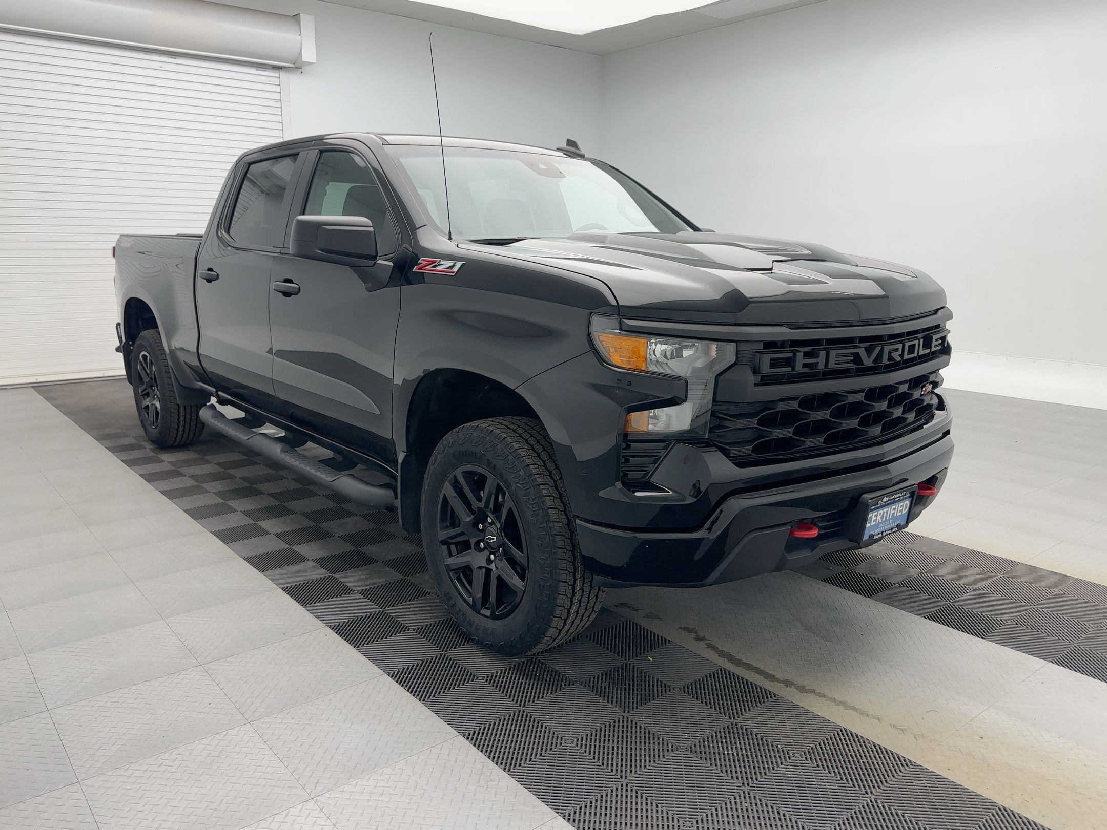 Certified 2023 Chevrolet Silverado 1500 Custom Trail Boss w/ LPO, Dark Essentials Package image 7