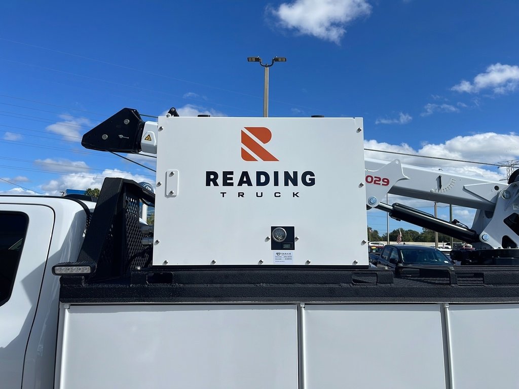 New 2026 Ford F550 4x4 SuperCab Super Duty image 17