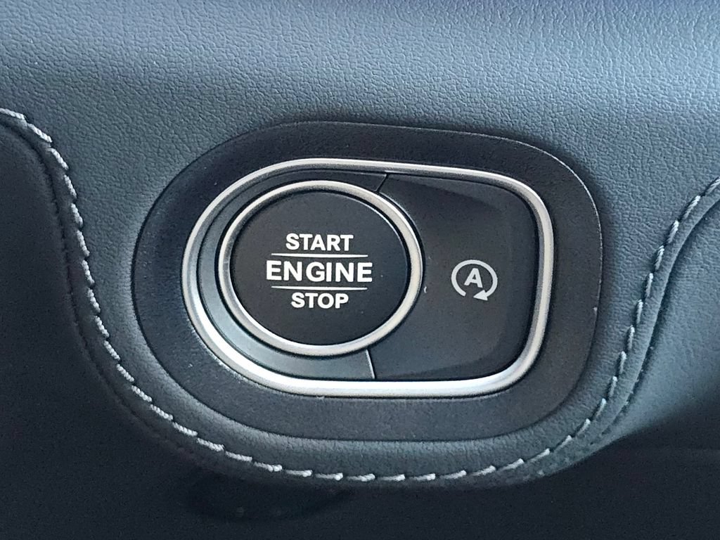 New 2026 Mercedes-Benz GLE 53 AMG 4MATIC Coupe image 38