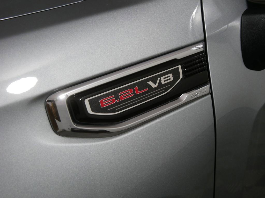 Used 2023 GMC Sierra 1500 SLT w/ SLT Premium Plus Package AWD/4WD image 13