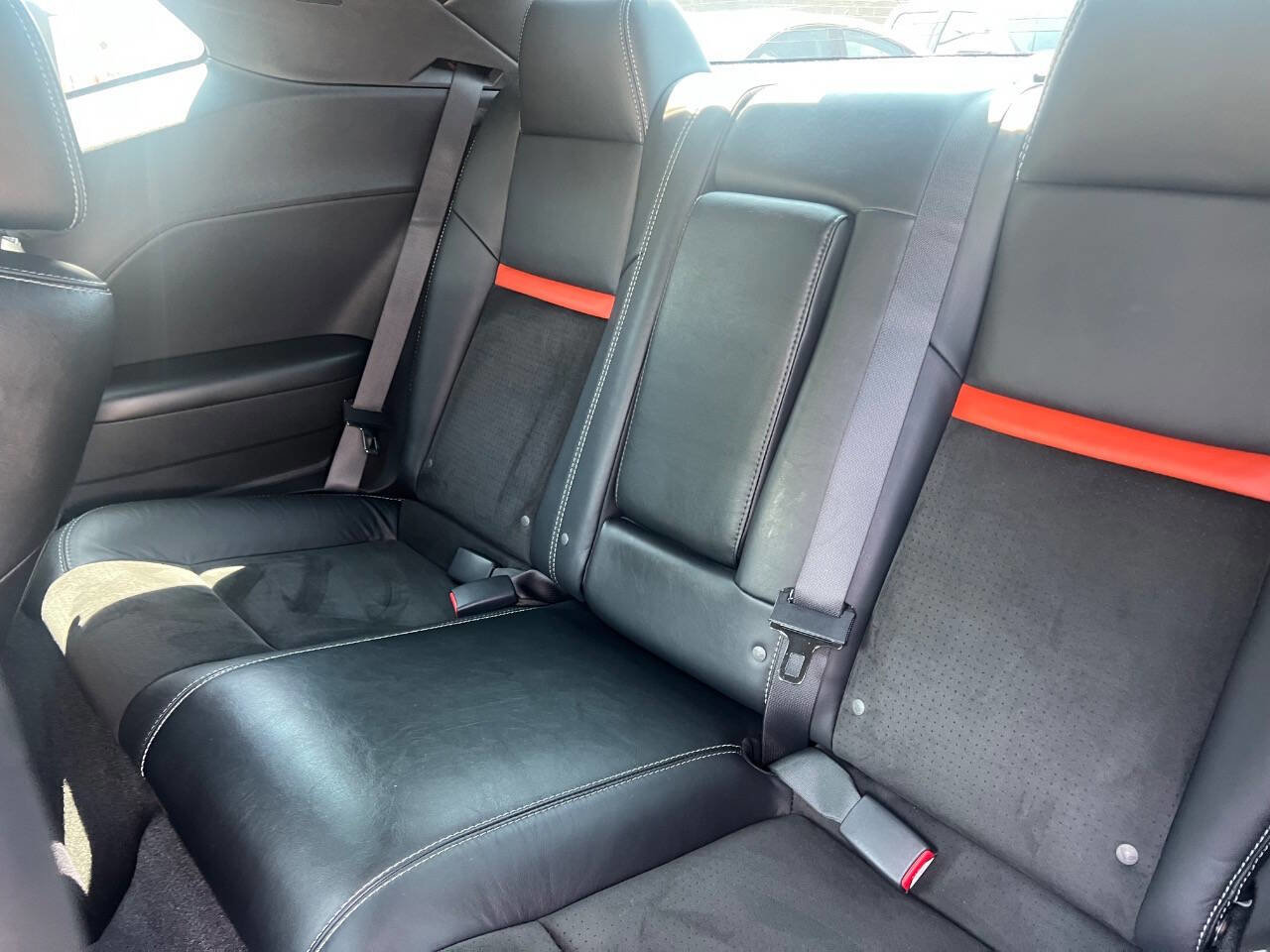 Used 2009 Dodge Challenger SRT8 image 19