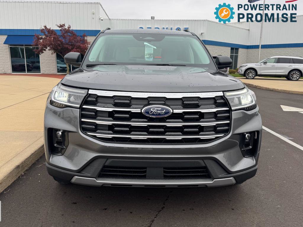 New 2026 Ford Explorer Active image 2