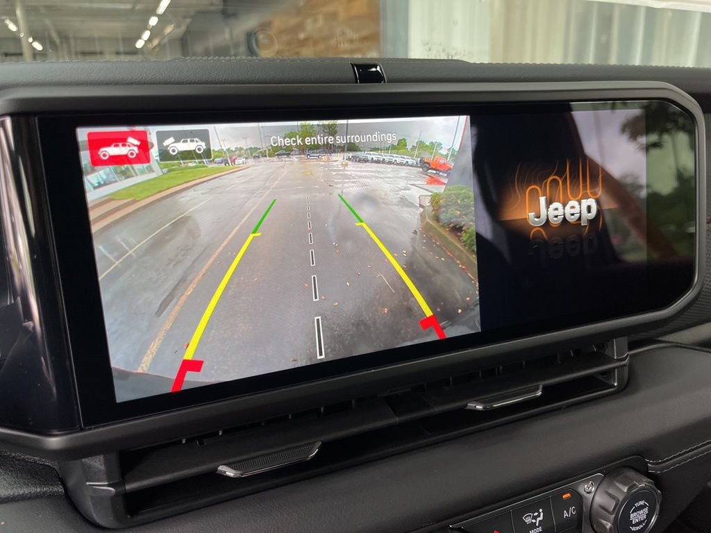 New 2026 Jeep Wrangler Unlimited Rubicon AWD/4WD image 35