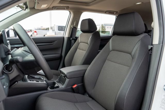 Used 2025 Honda CR-V EX image 14