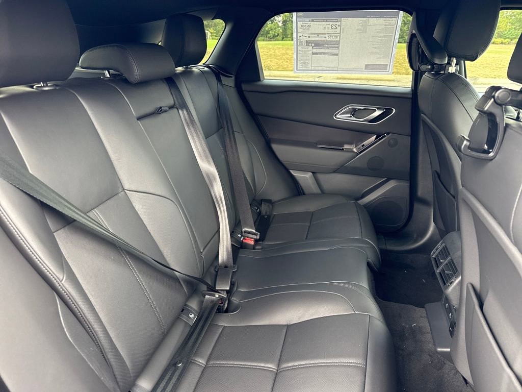 New 2026 Land Rover Range Rover Velar Dynamic SE image 18