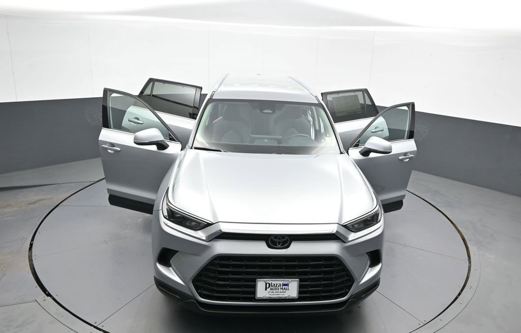 Certified 2025 Toyota Grand Highlander AWD image 47