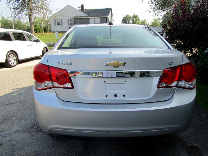 Used 2015 Chevrolet Cruze LT image 4