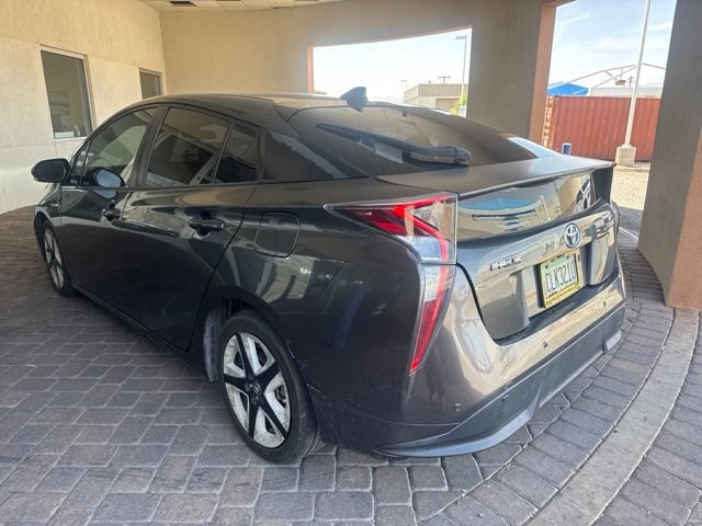Used 2017 Toyota Prius Three Touring FWD image 4